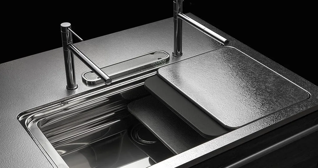 鏡のように磨き込まれた美しさ