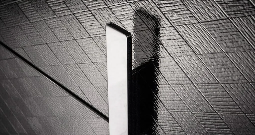 メタリックダイヤモンド ブラック