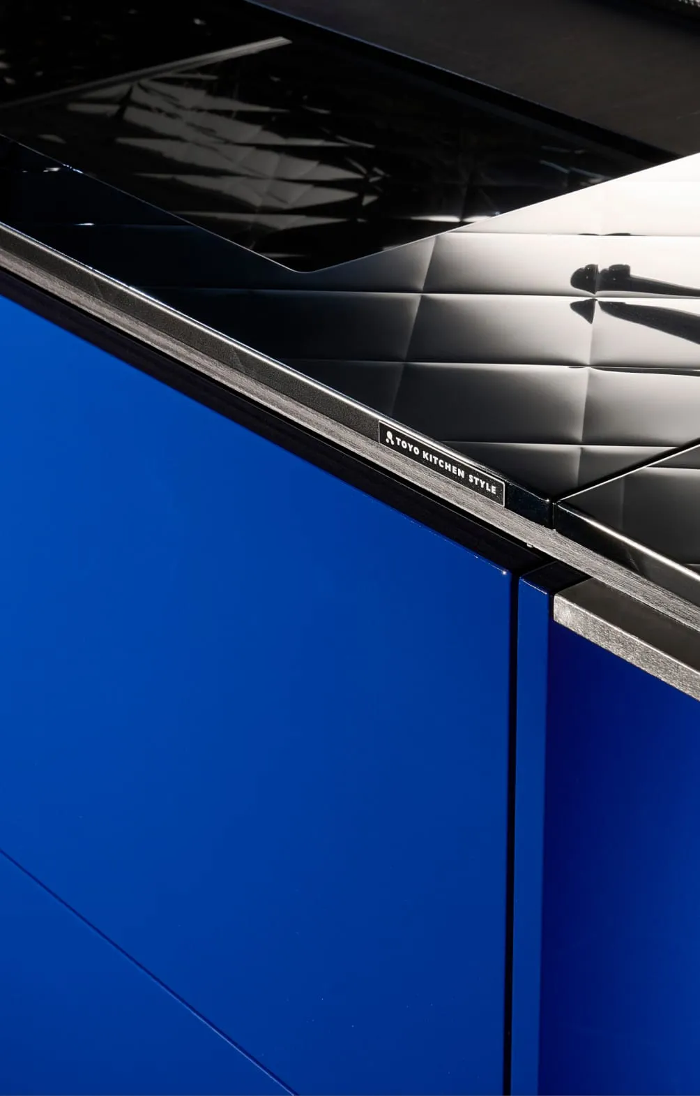 Craftsmanship Craftsmanship that colors our lives