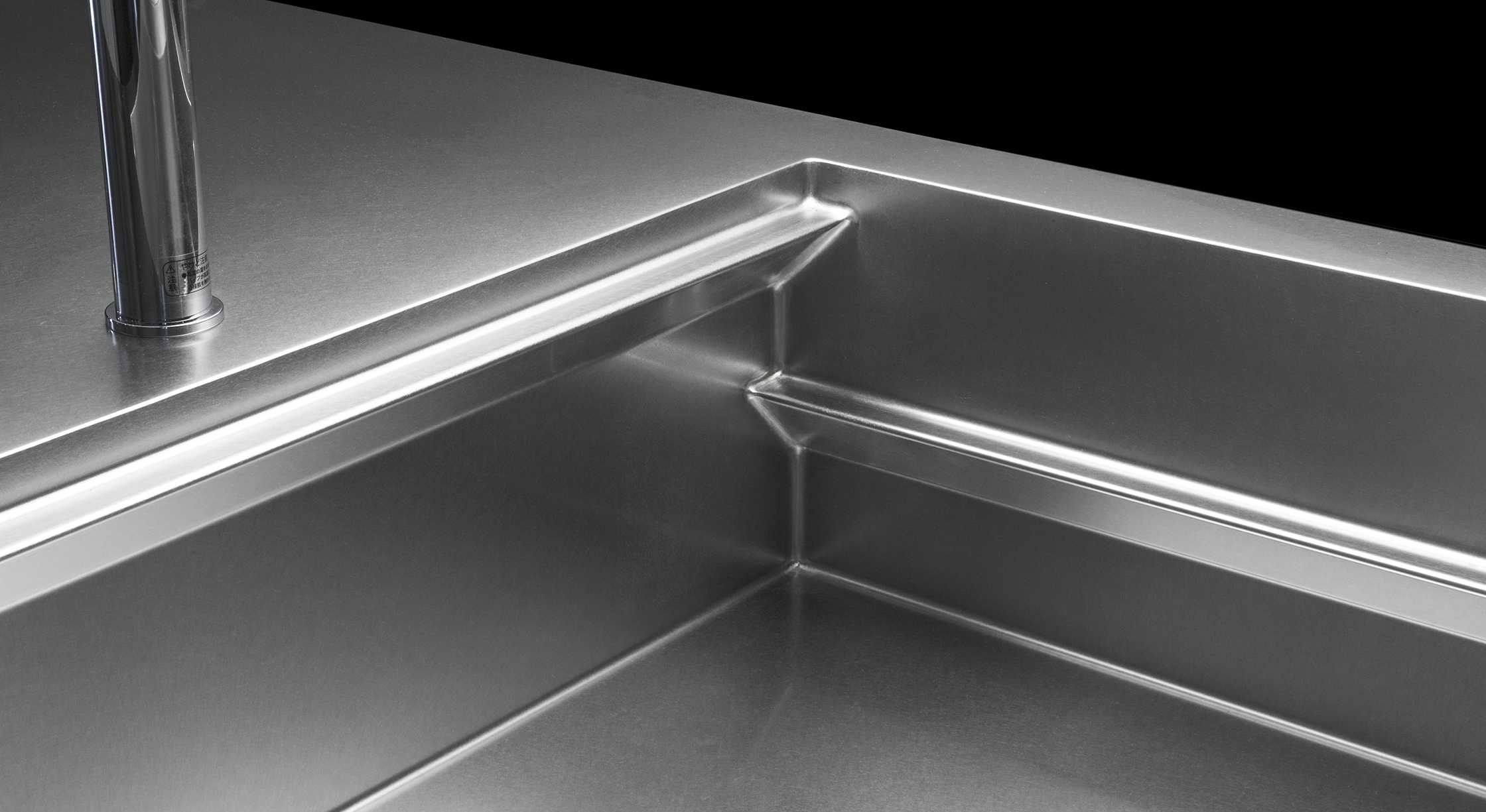 ステンレスキッチンを選ぶ4つのメリット