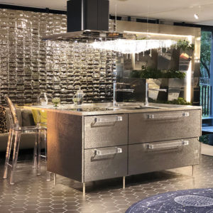 キューブが新色カラーに生まれ変わりました！in大阪