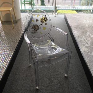 Kartell × ミニオン コラボチェア in 名古屋
