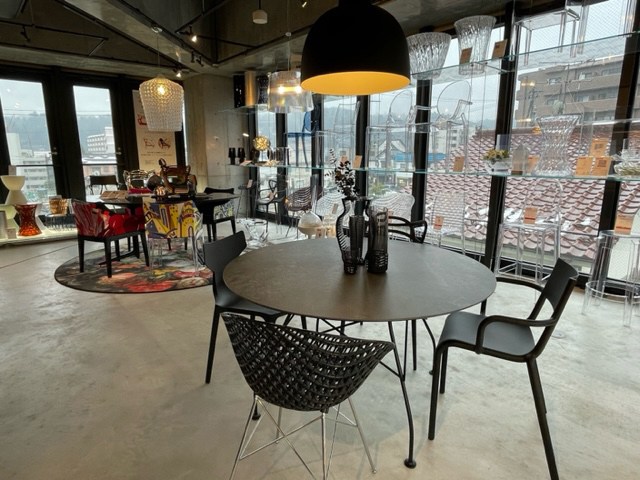 【正規品】Kartell STONE ブルー　生産終了カラー Kartell 正規代理店 カルテル ストーン stone スツール 8800