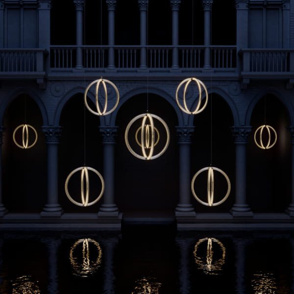 【新商品】ムラーノガラスの壮麗さと黄金比から着想を得た光の彫刻 moooiの照明「ルミノーラライト」