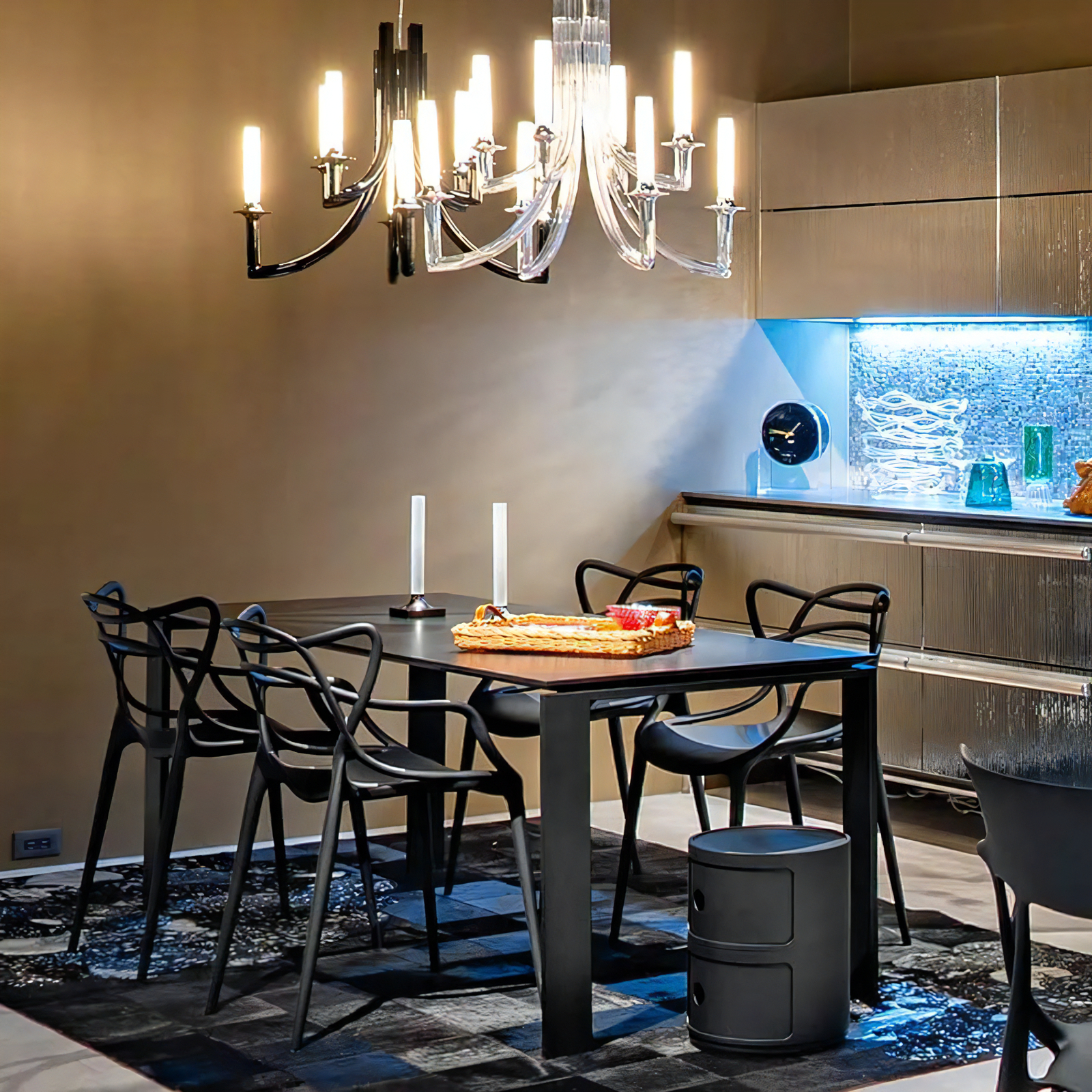 3.商品の特徴と気になる価格、スタッフが教える狙い目