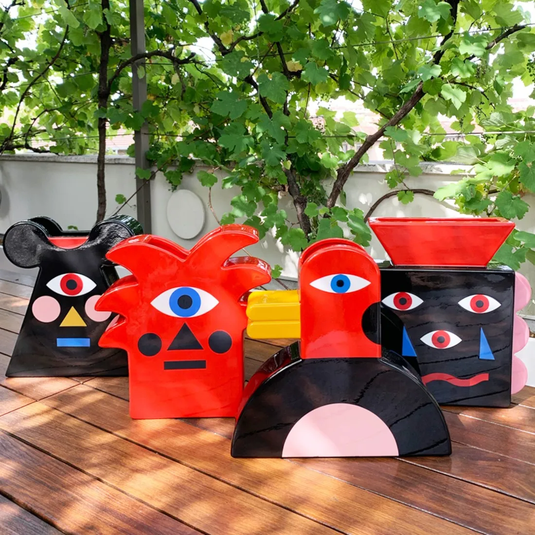 Qeeboo｜キーブー レッドパームベース