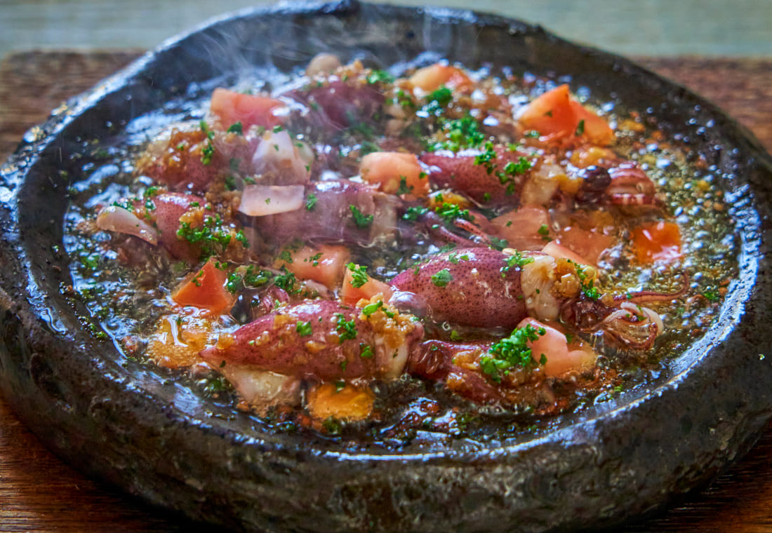 à nu Shohei Shimono（ア・ニュ ショウヘイシモノ）